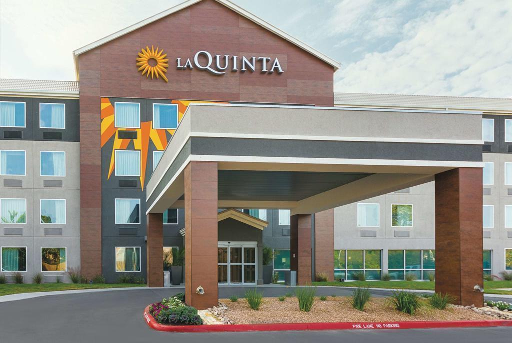 La Quinta Inn & Suites By Wyndham - Red Oak Tx Ih-35E Buitenkant foto